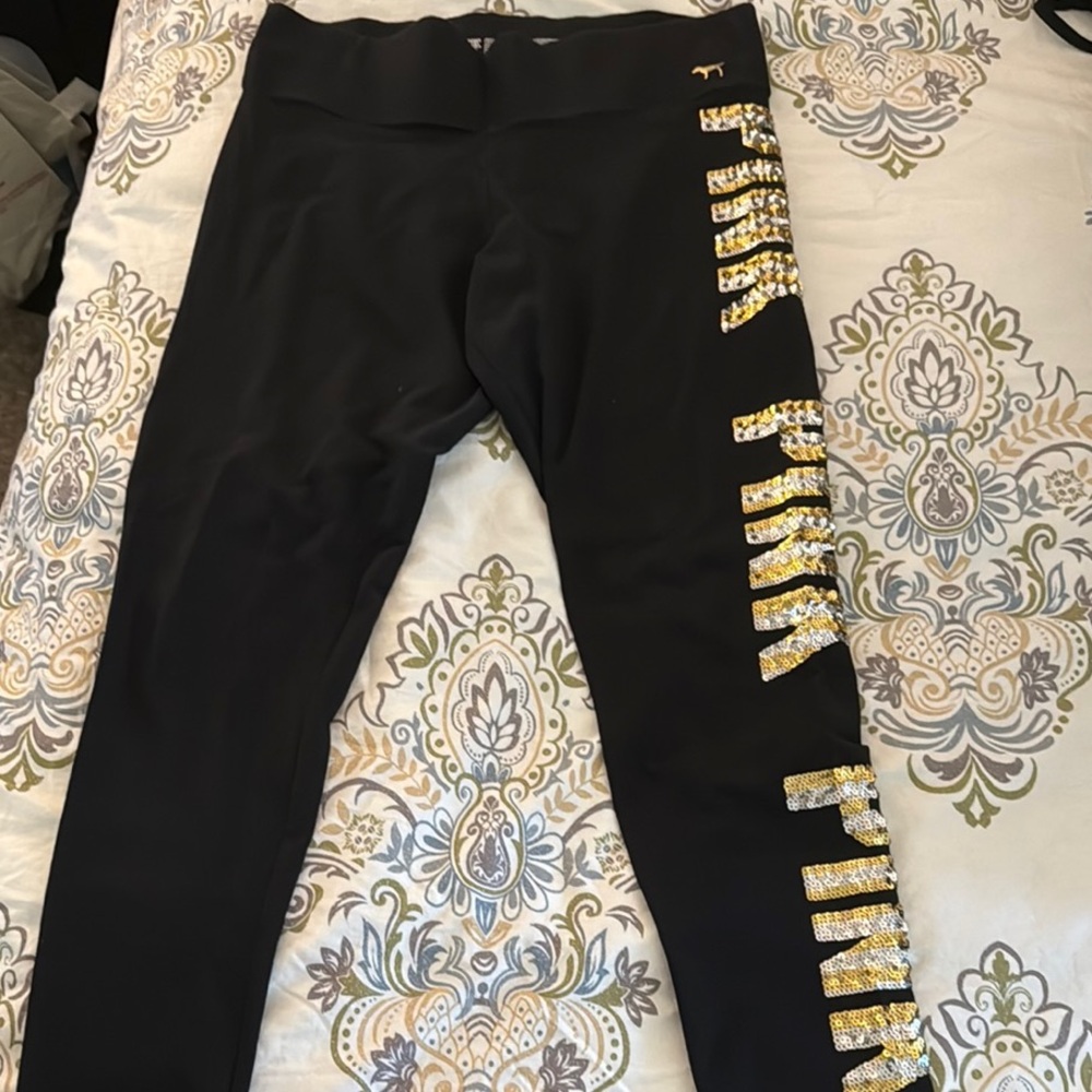 PINK Victoria's Secret Black and Gold Yoga Leggings